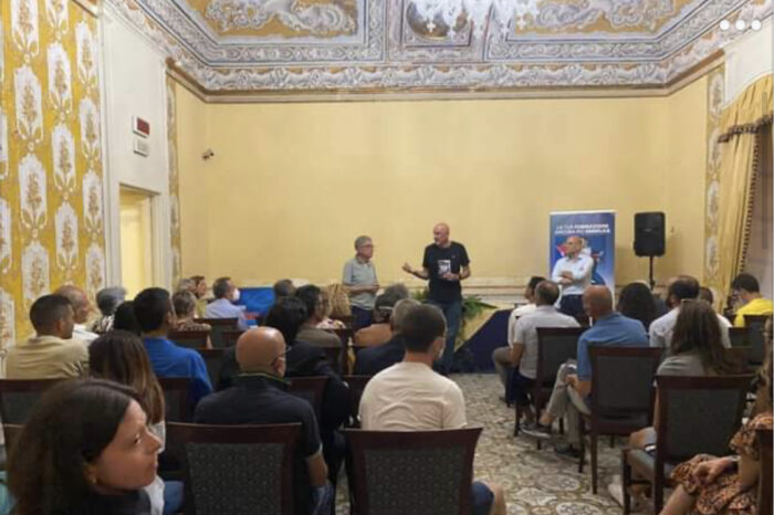 Milazzo. “Panchine pensanti”. Riflessioni per uno sport sano