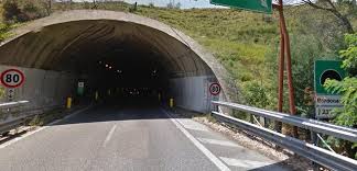Messina. Fumo in autostrada, disagi per gli automobilisti nella galleria Bordonaro