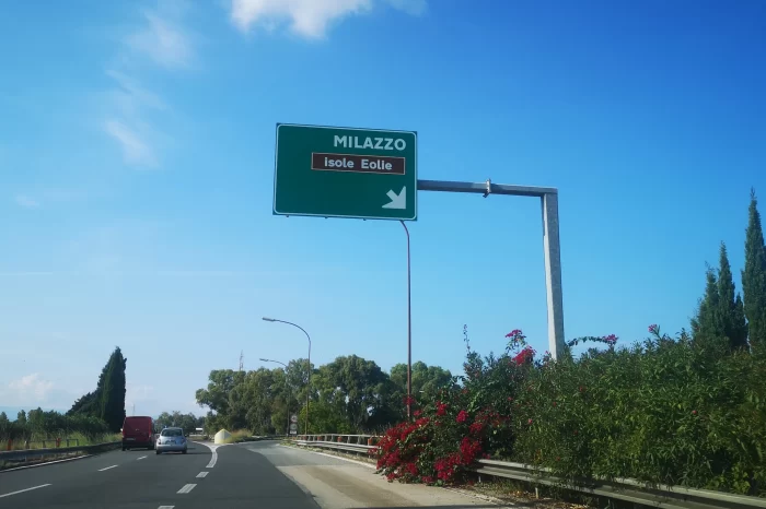 Ultim’ora. Milazzo. Incidente allo svincolo dell’autostrada. Muore un uomo di barcellona