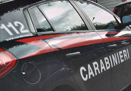 I Carabinieri arrestano un minore. Tenta furto in un garage ma viene scoperto dal proprietario.