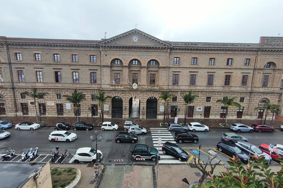 Milazzo. Alle Ammnistrative 2026 meno candidati a Sindaco ed al consiglio comunale. Sorteggi effettuati .