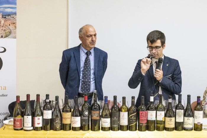 Fiumedinsi ha reso omaggio al Mamertino, con la prima edizione di successo alla scoperta del vino preferito da Giulio Cesare.