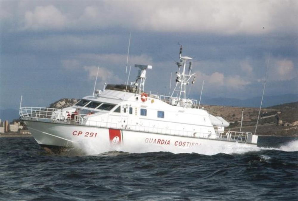 Milazzo Un tonno rosso da 137 kg nascosto da ignoti nel mare di Acqueviole. Sequestrato dalla Guardia Costiera