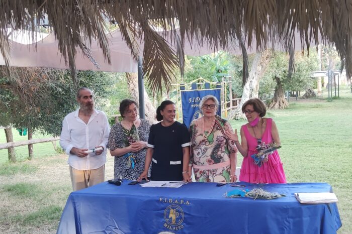 Milazzo. La Fidapa consegna due borse di studio a due studenti, nella sede dell'associazione il Giglio. (VIDEO)