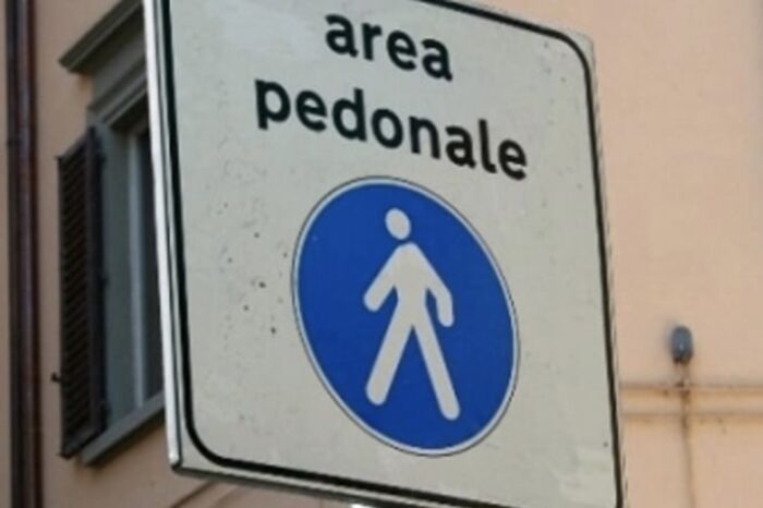Milazzo. Isola pedonale: sarà attiva solo venerdì e domenica. Sabato limitazioni viarie