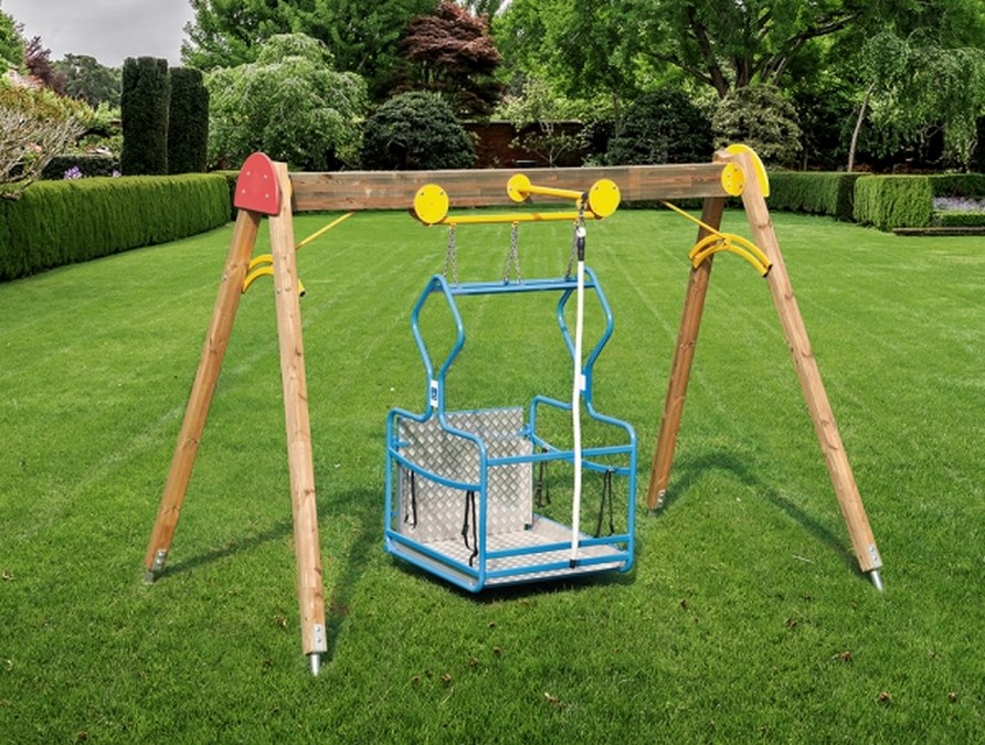 Milazzo. L'Amministrazione impedisce da mesi l'installazione di giochi per Disabili.