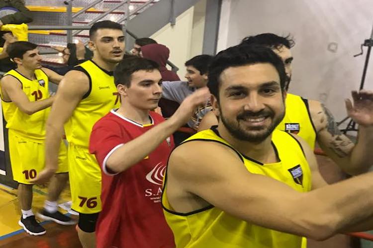 Basket Barcellona, difficile impegno contro Salerno. Friso chiede ai suoi determinazione per difendere il secondo posto