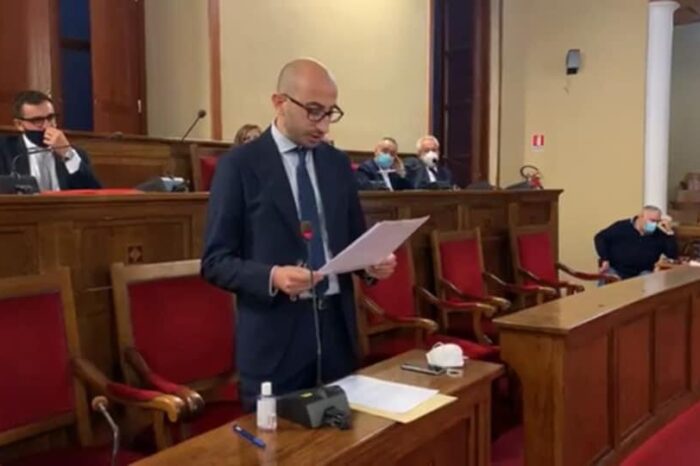 Milazzo. Il Consiglio comunale approva mozione di Foti contro il fenomeno del bullismo.
