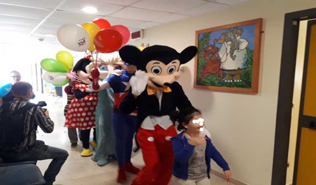 Milazzo. Ieri all'Ospedale Fogliani giornata speciale per i bambini di Pediatria e Neonatologia con "Topolino".