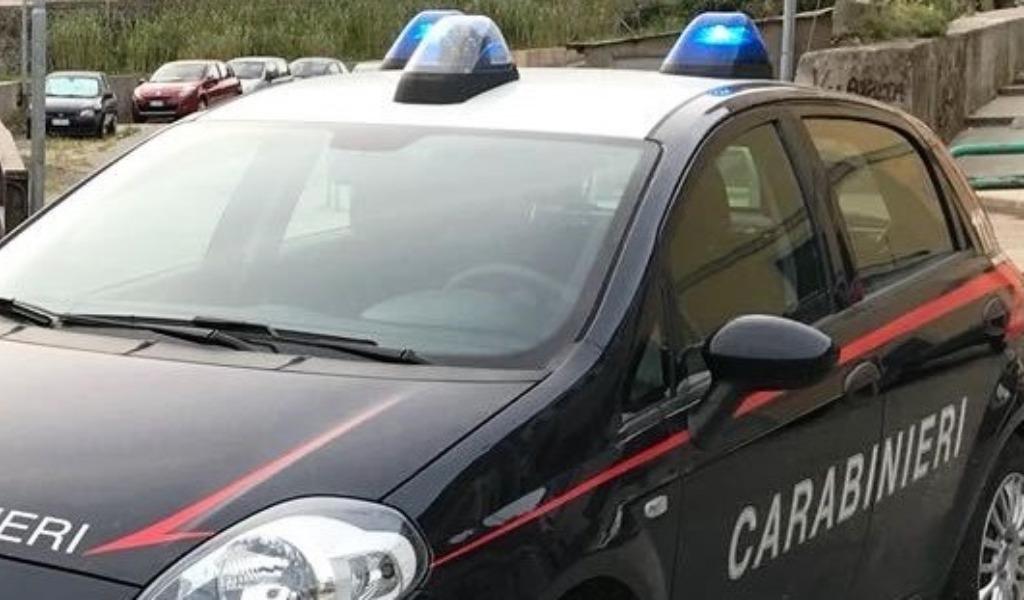 Torregrotta. I Carabinieri arrestano domestica del luogo che derubava anziano.