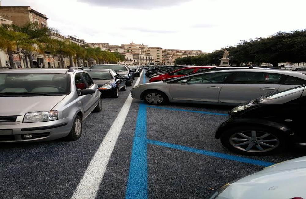 Parcheggi a Pagamento. Se ne riparla nel 2017. 